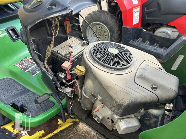 john-deere-d140-image-11
