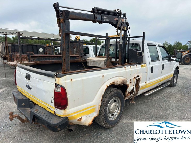 ford-f250-xl-image-3