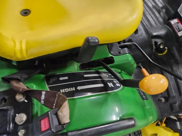 john-deere-2305-image-35