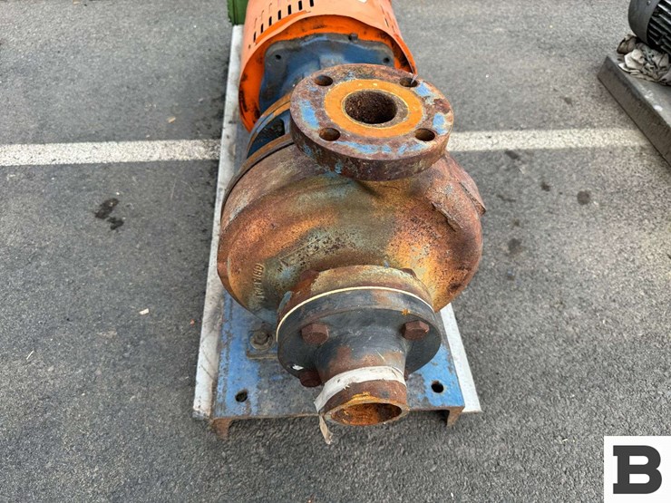 water-pump-with-motor-image-3