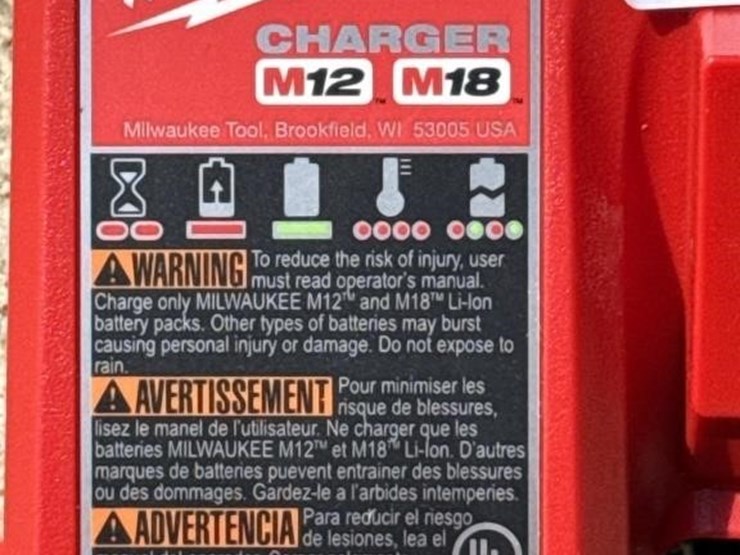 milwaukee-m2-–-m-18-charger,-unused-image-2