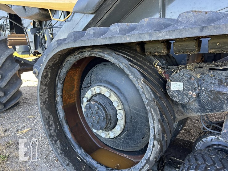 2012-claas-lexion-750tt-image-58