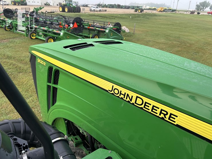 2017-john-deere-9620r-image-75