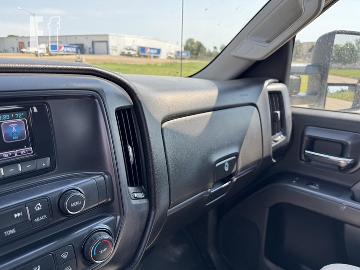 chevrolet-3500hd-image-17