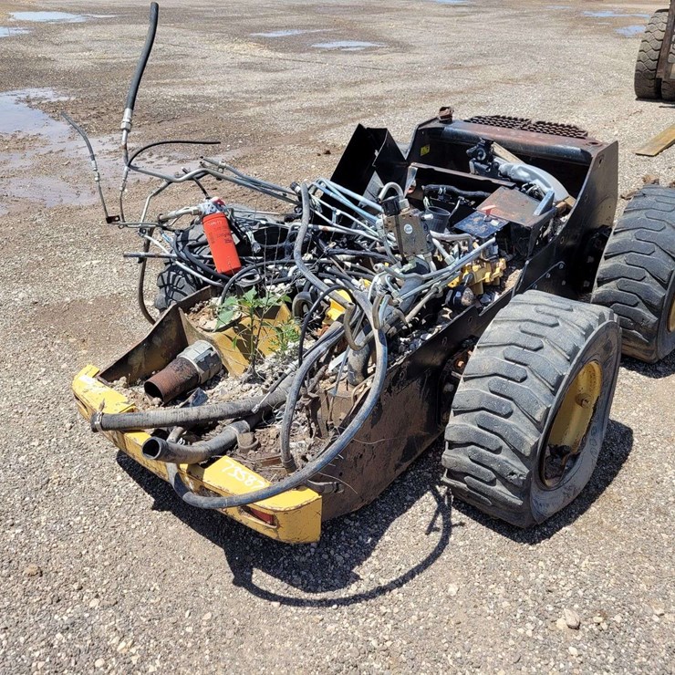 Bottom Half of Gutted Skid Steer