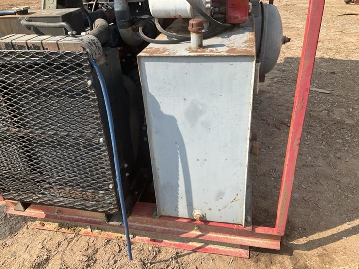 #182-•-deutz-power-unit-with-hydraulic-pump-and-air-compressor-image-32