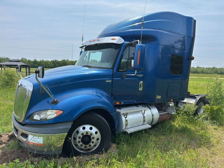 2012-international-prostar-image-1