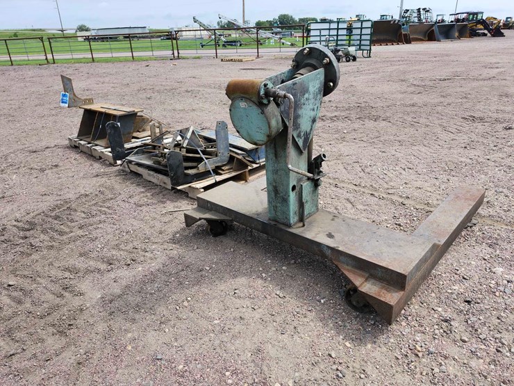 engine-stand-&-brackets-image-2