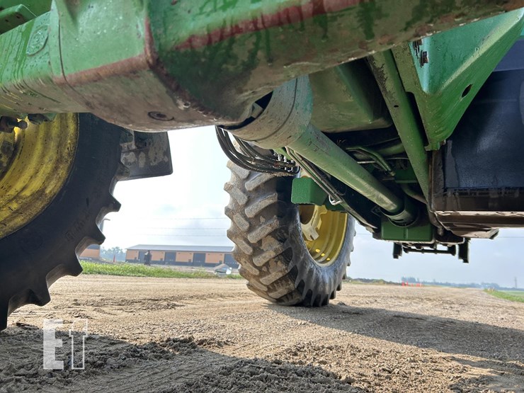 2005-john-deere-7520-image-66