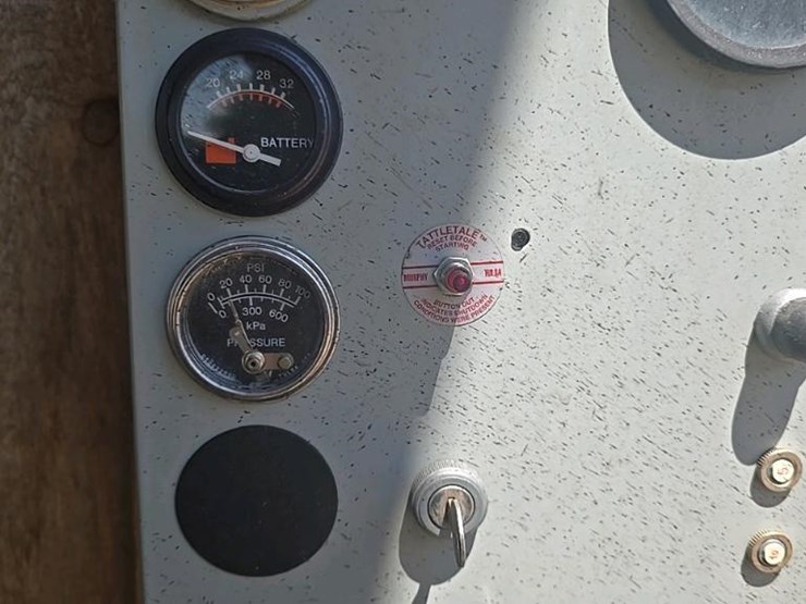 #151-•-2011-deutz-power-unit-image-14