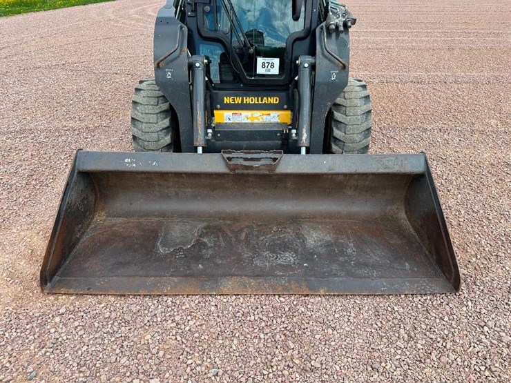 2018-new-holland-l228-image-14