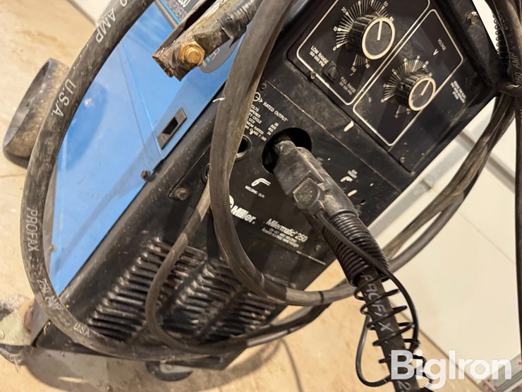 miller-millermatic-250-cv-dc-wire-feed-welder-image-16