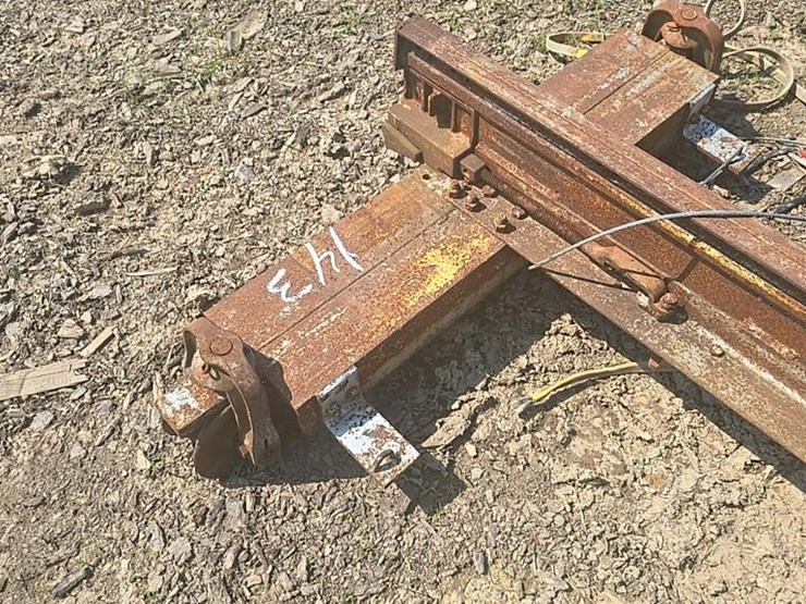 #143-•-hoist-track-image-11