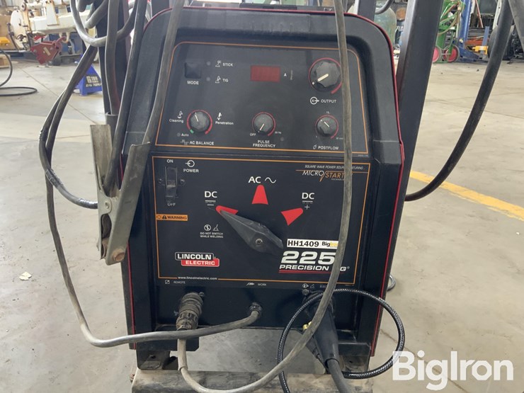 lincoln-electric-precision-tig-225-welder-image-9