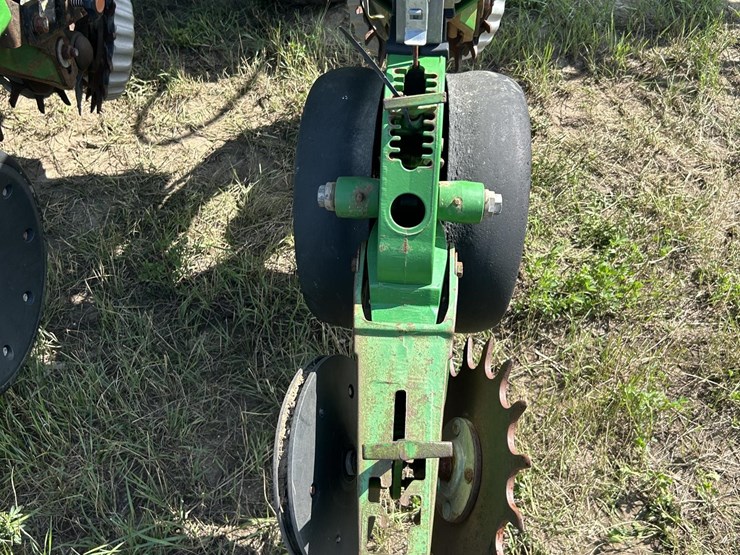 2009-john-deere-db80-image-36