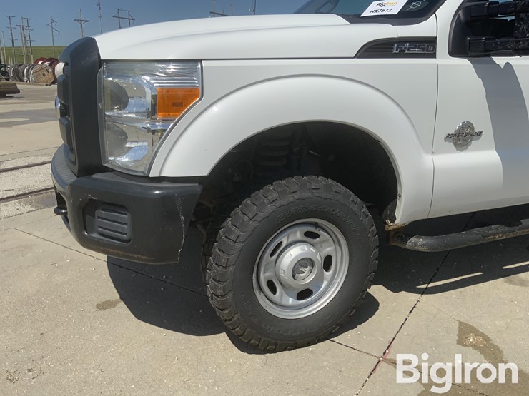 2012-ford-f250-xl-image-11