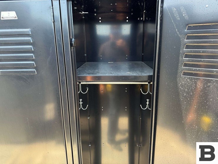 metal-ventilated-lockers-image-4