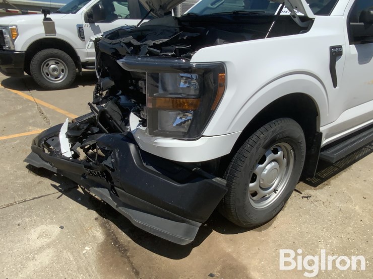 2023-ford-f150-xl-image-13