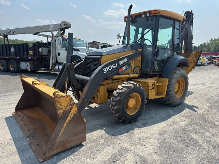 2009-deere-310sj-image-1