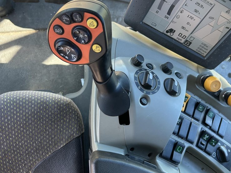 2012-claas-lexion-750tt-image-30