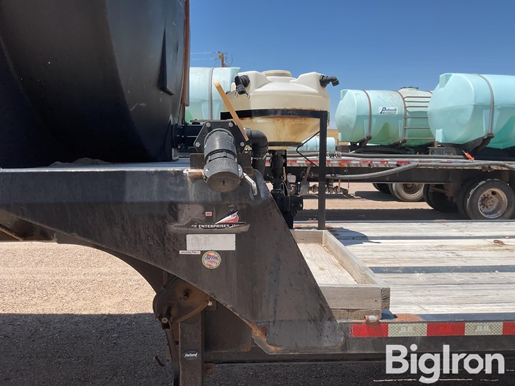 2013-b-b-tri/a-drop-deck-sprayer-trailer-image-14