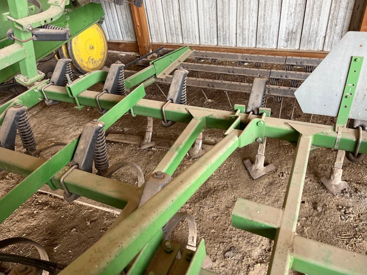 john-deere-960-cultivator-image-9