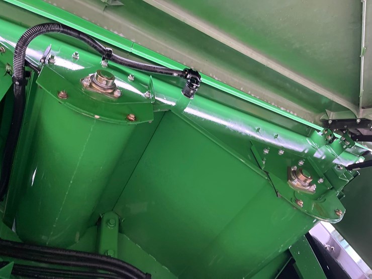 2011-john-deere-9770-sts-image-51