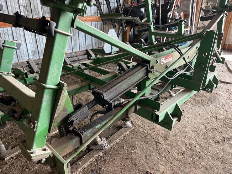 john-deere-960-cultivator-image-4