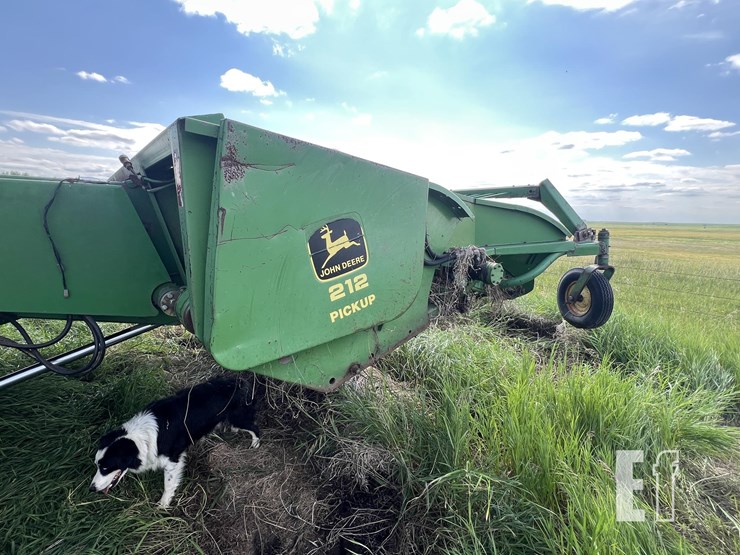 john-deere-212-image-5