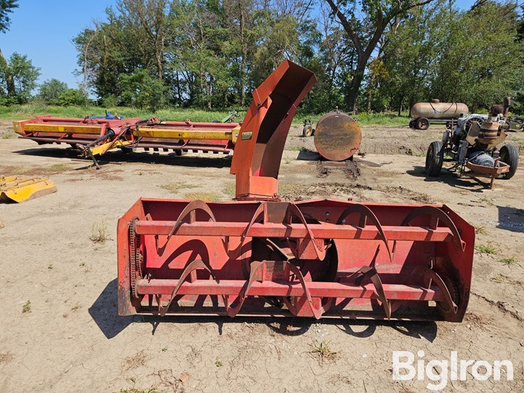 international-80-3-pt.-snow-blower-attachment-image-2