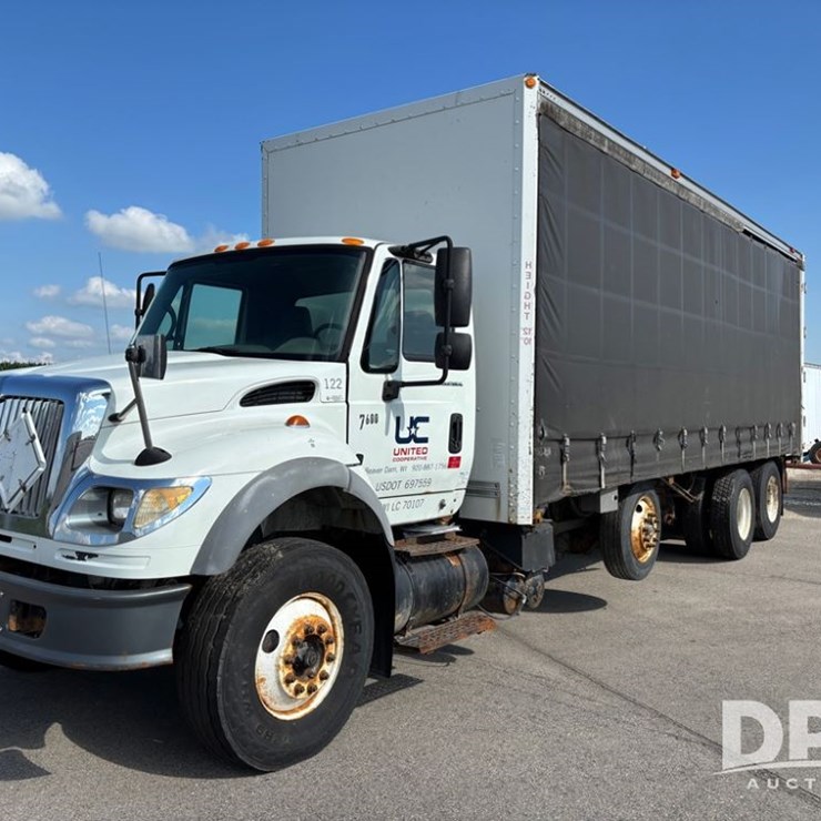 2007 INTERNATIONAL 7600