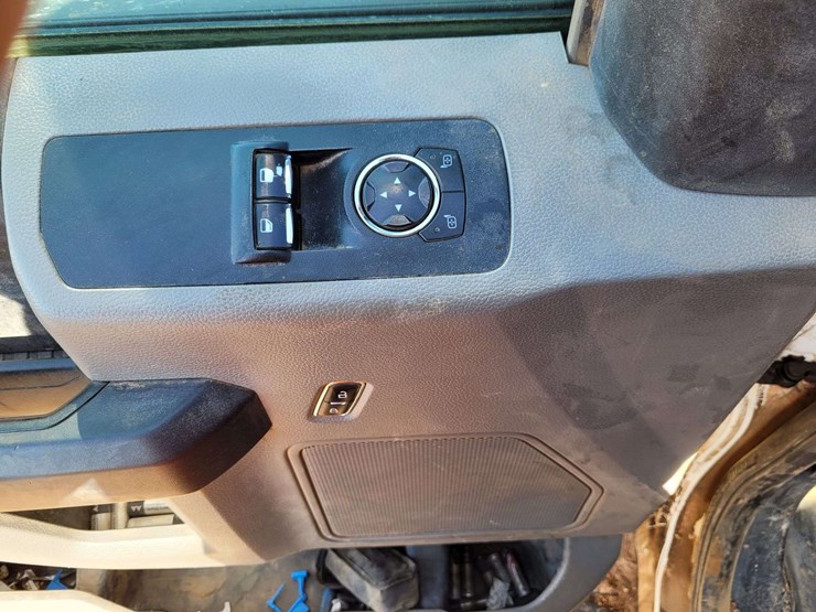 2018-ford-f150-image-8