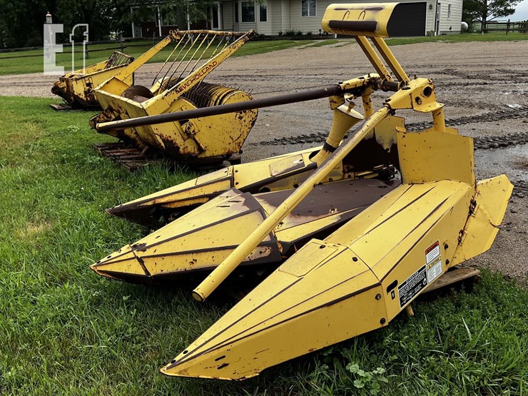 new-holland-790-image-47