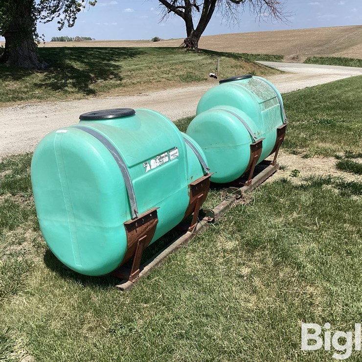 150 Gal Saddle Tanks W/ Mounting