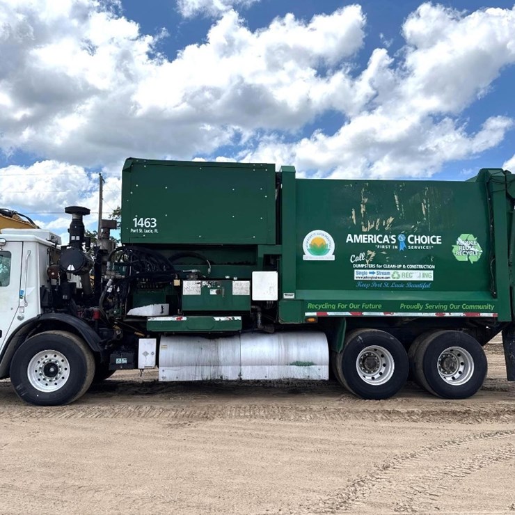 2015 MACK LEU633