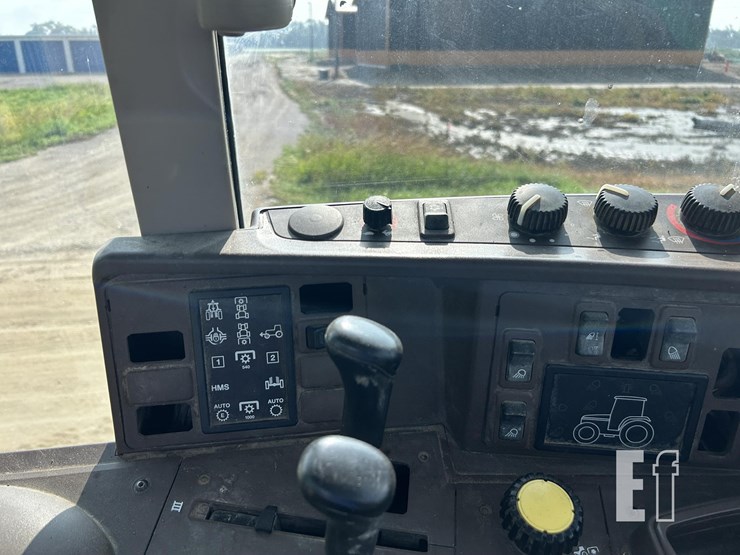 2005-john-deere-7520-image-55