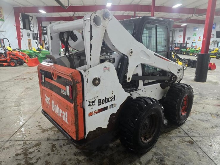 2013-bobcat-s750-image-5