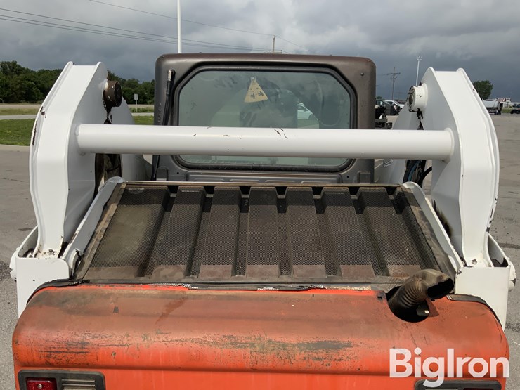 2009-bobcat-t190-image-15