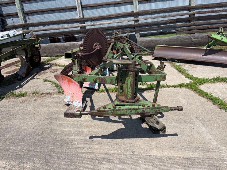 john-deere-plow-image-2