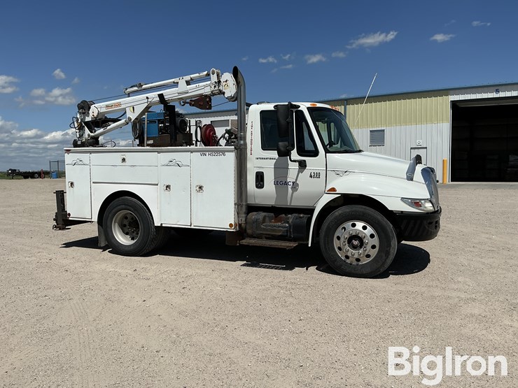 2002-international-durastar-4300-image-4