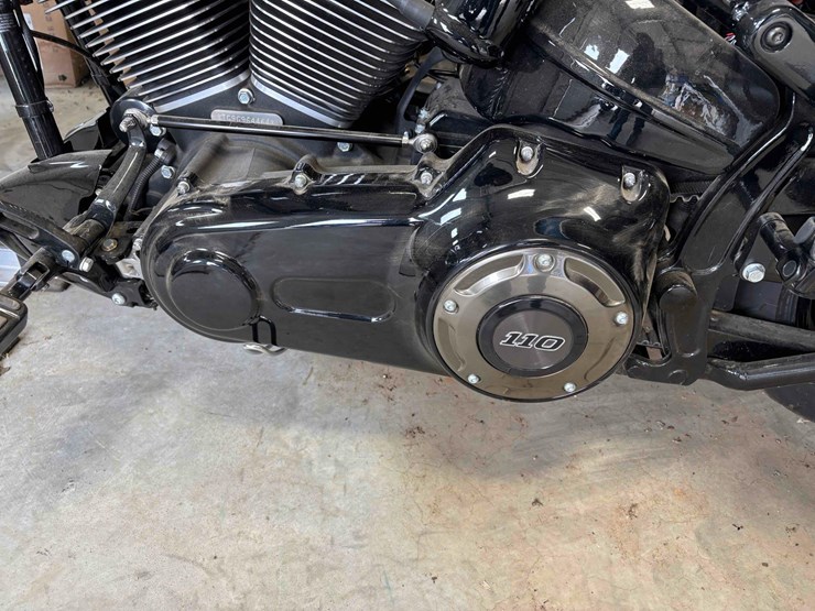 2016-harley-davidson-110-fxse-motorcycle-image-5