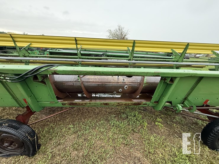 john-deere-224-image-8