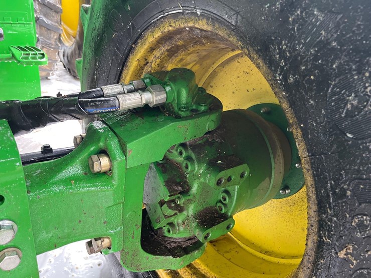 2011-john-deere-9770-sts-image-28