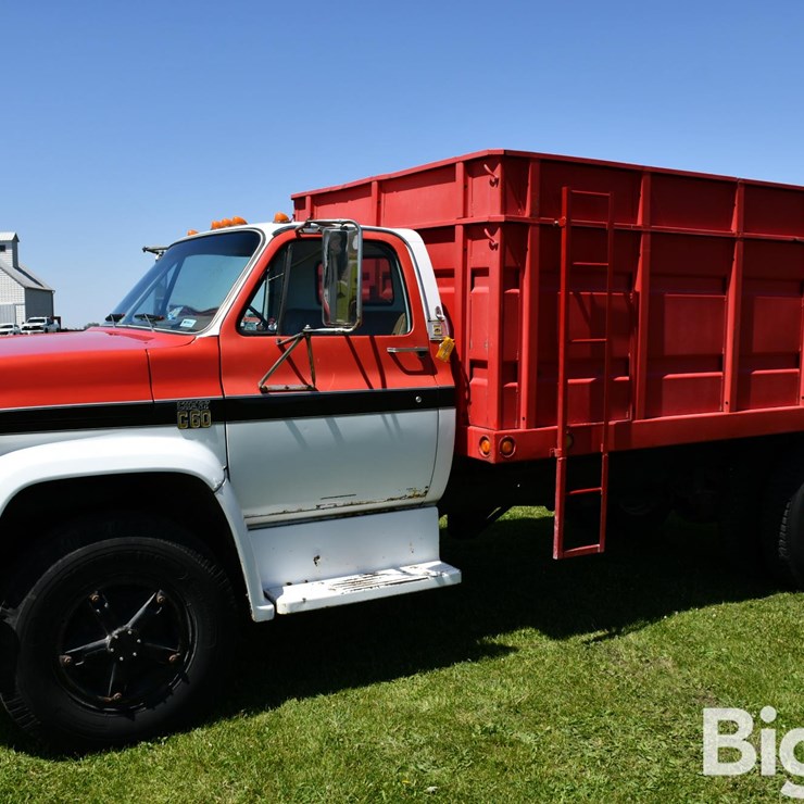 1977 CHEVROLET C60