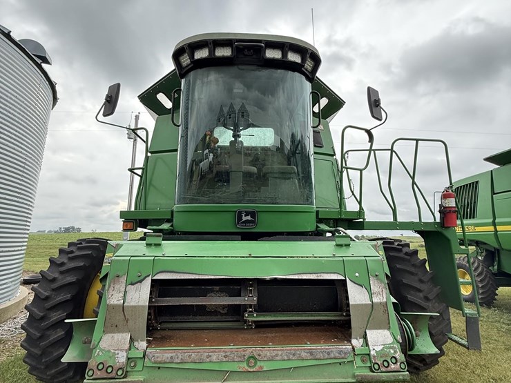 2001-john-deere-9750-image-8
