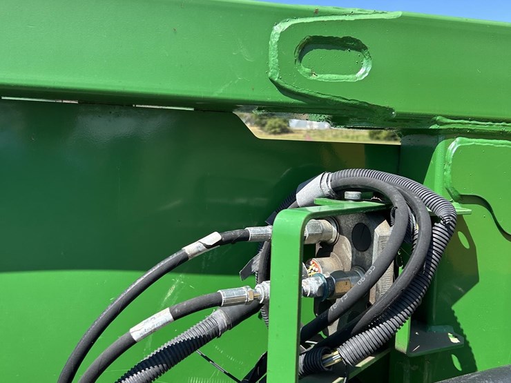 2013-john-deere-612c-image-34