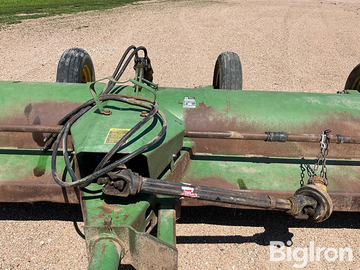john-deere-120-image-13
