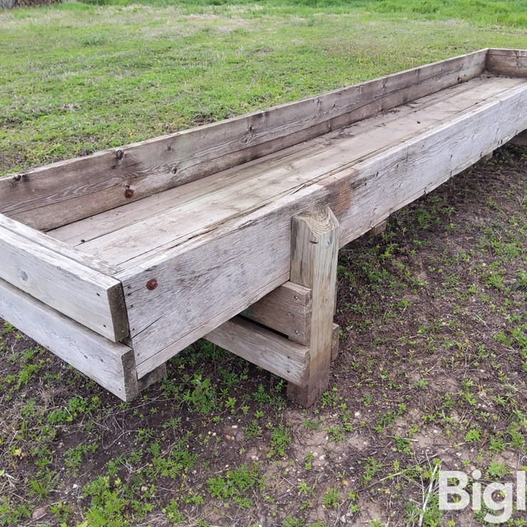 Wood Feed Bunk