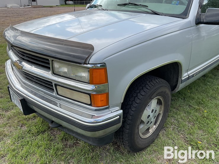 1995-chevrolet-silverado-1500-image-11