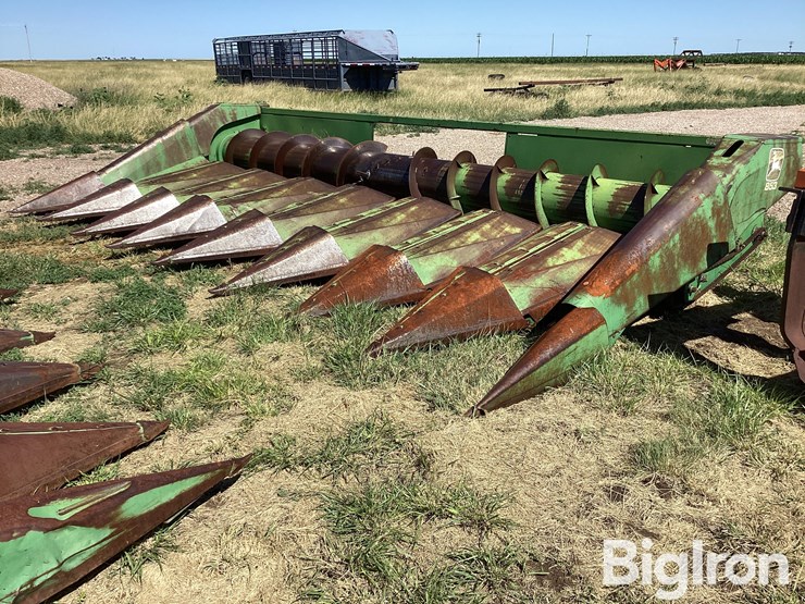 john-deere-853-image-1